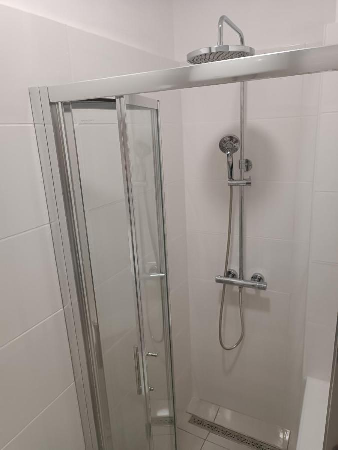 Apartmani Kosuljandic 茨里克韦尼察 外观 照片